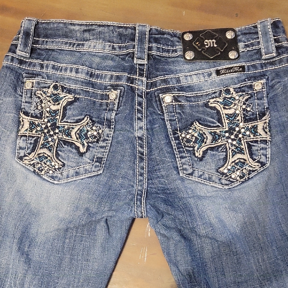 Miss Me Signature Straight Jeans